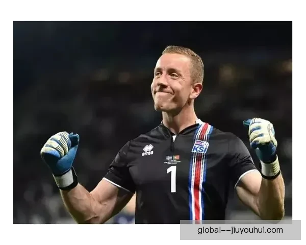 曼丹达老当益壮再度守护雷恩大门，展现传奇门将风采